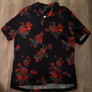 Short sleeve roses casual button down